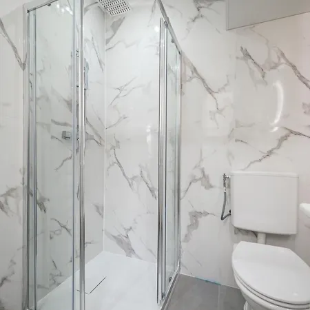 Le Gloria - Hyper Centre - Proche - Wifi Apartamento *