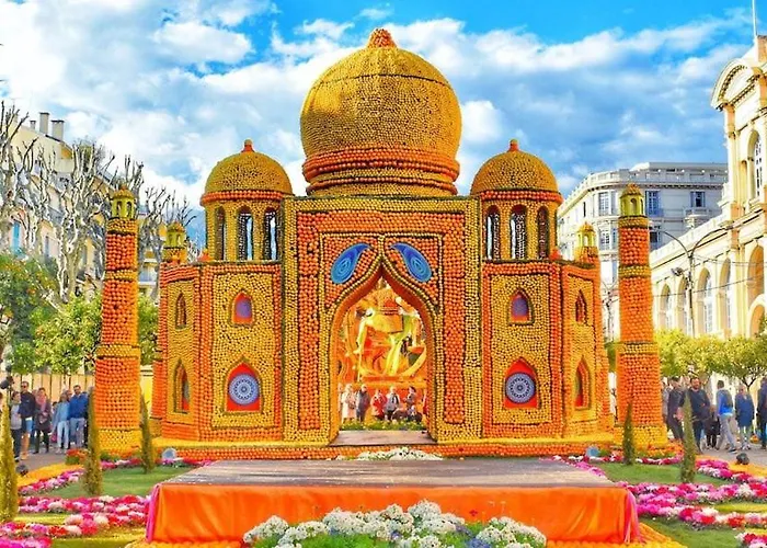 Le Gloria - Hyper Centre - Proche - Wifi Apartment *