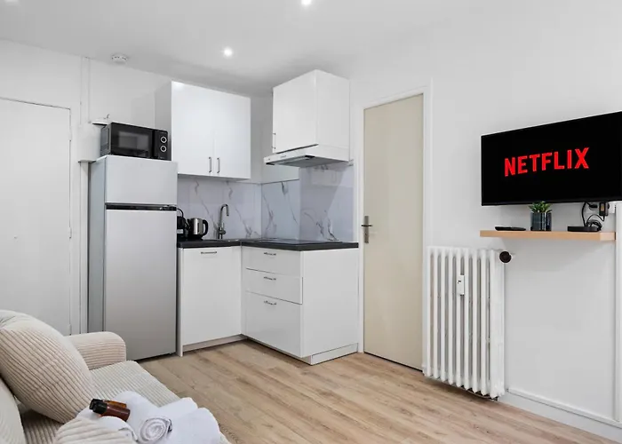 Le Gloria - Hyper Centre - Proche - Wifi Apartment Menton