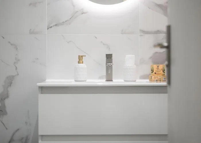 Le Gloria - Hyper Centre - Proche - Wifi マントン